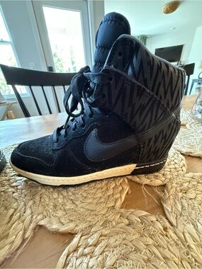 Nike Dunk Sky Hi Print Black Hidden Wedge Sneakers Women’s 8